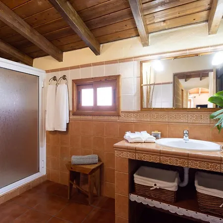 Holiday home Home2book Mimbreras *